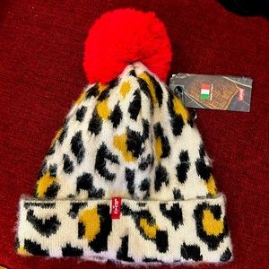 FREE w/ purchase $200+.  BRAND NEW LEVIS BEANIE